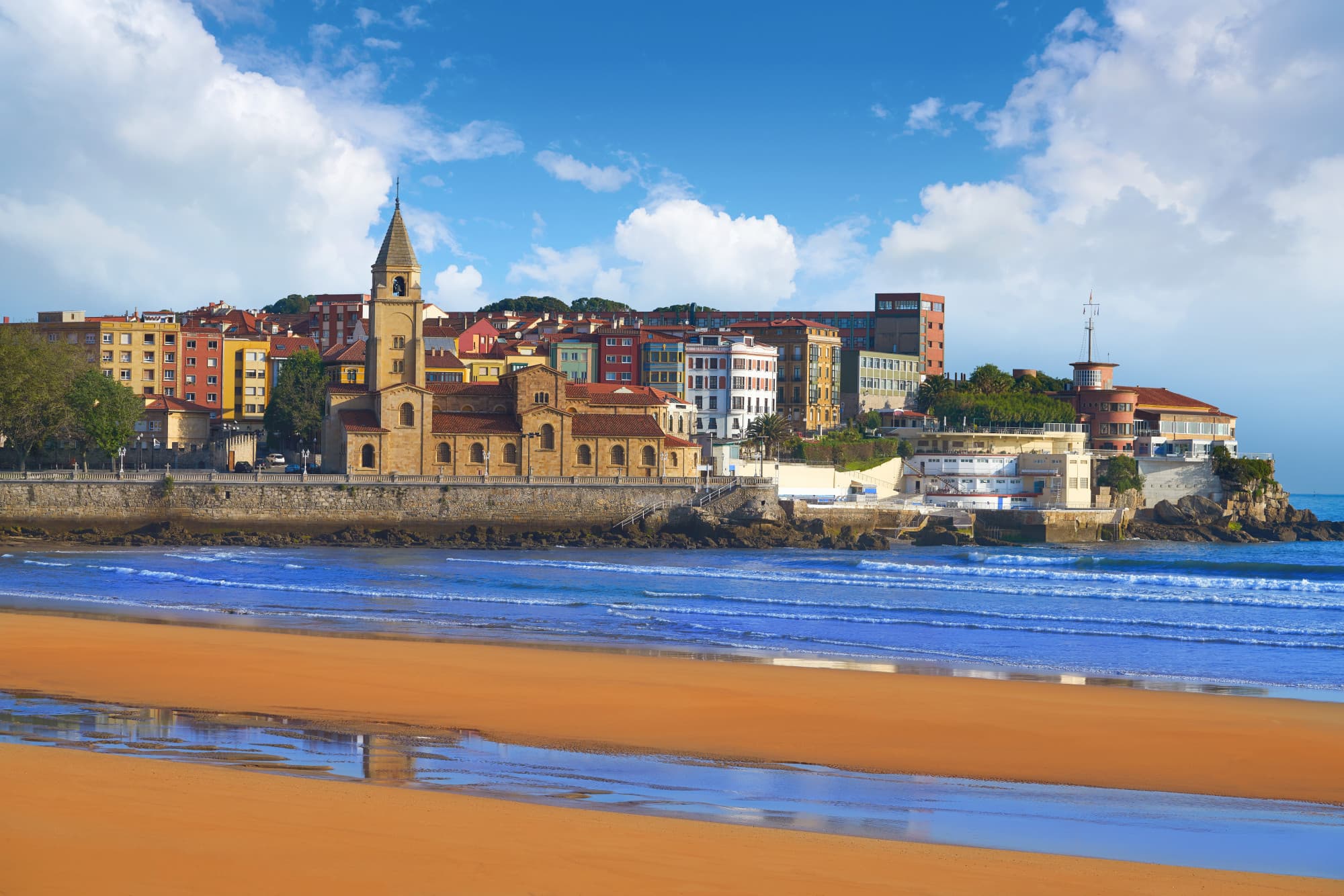 Playa de San Lorenzo en Gijón